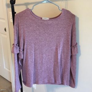 Ruffle sleeved sweater